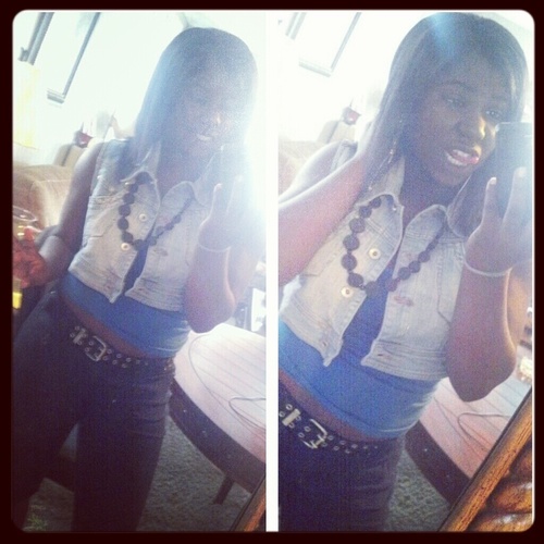 I Know Onee Thing Fasho Oan Gotta Prove Myself Too Nobody :) Imaa Young Onee Living Wildd && Free . #ThugLife , Um Bout It , . Big Chilling :)