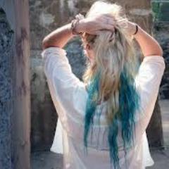 Allymone's profile picture. God saw your parents hungry, He created pizzas. God saw they are thirsty, He created Pepsi. He saw them without problems, He created you!