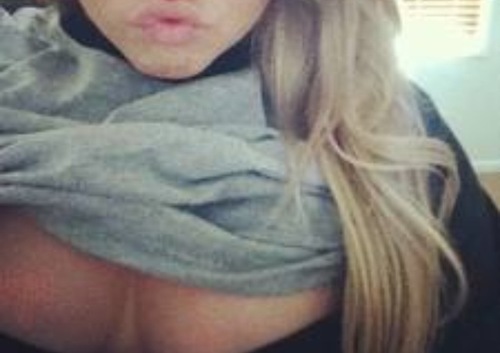 Blondes do it better. #TeamSingle #TeamAnon #TeamVodka