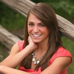 lindsayygrant's profile picture. Just trying to find a way to love the life I live. Paradise Fears. The Summer Set. My true loves.