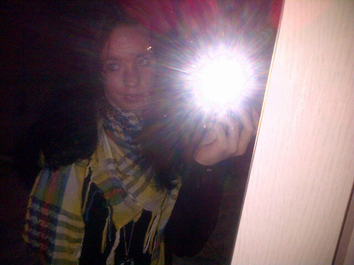 tweet_tamara's profile picture. een dag nie gelache is een dag nie geleefd;)   i love you bn gelukkig met jullie3