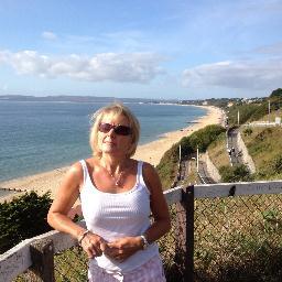 SlimmingWorldCC's profile picture. I am a Slimming World Consultant in Steyning. Its fantastic to see my members never feeling hungry and losing weight. Come along on Wednesday and find out how!