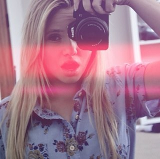I am Salisha. I am 14 | live in America, Los Angeles | born in America, Los Angeles