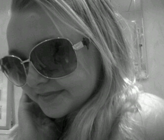 I'm blonde, i have blue eyes, and i'm probably the dumbest person you've ever met.