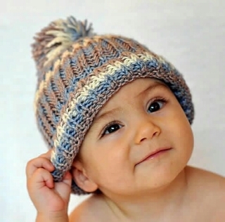 Proud baby boy of @SatanicCharm and @AltruisticDevil. Be careful, I bite. [[RP||TVD]]