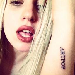 giogaga98artpop's profile picture. 