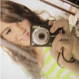 Cair, sofrer, errar, perder… Se for pra me ensinar a viver, vale a pena!

Segue ? Sigo de volta .