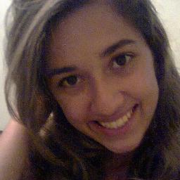A luz que me guia é mais forte que os maus olhos que me cercam (: @feer_sergio ♥ Minhas @Julia_Alysa @JuliaRaffaine s2