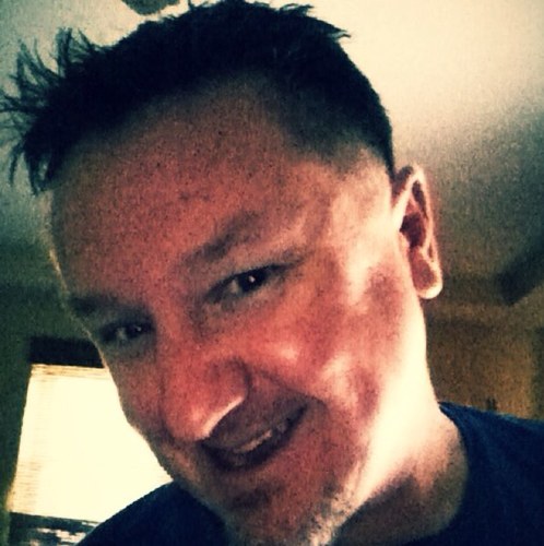 paulfoot67's profile picture. One hell of a dork.