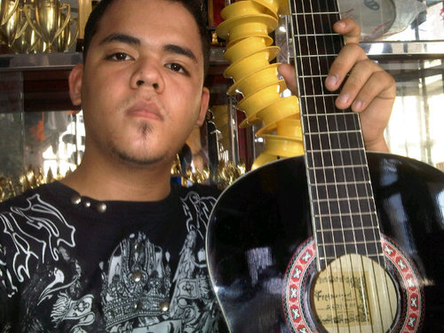 b3njaminmusic's profile picture. CANTANTE, COMPOSITOR, ACTOR...
DE TUREN EL PRIMER GRANERO DE VENEZUELA.
@b3njaminmusicvzla(Instagram)
@b3njaminmusic(Instagram) #desdecasacantaconmigo