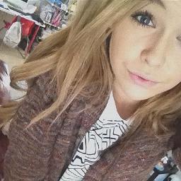 Acacia Clark official twitter! - be a bitch and hit the follow button.. ONLY if you have swag.