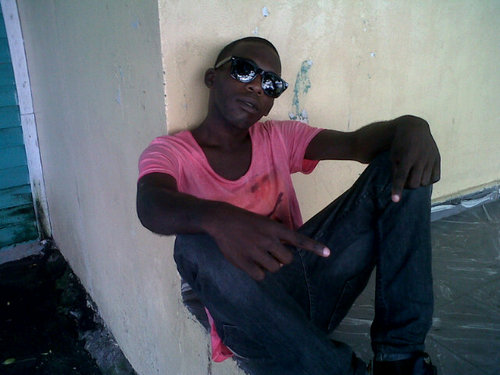 yandell_v's profile picture. 