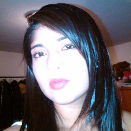 Yareniavilalope's profile picture. La vida no te dice NADA , te enseña TODO ♥