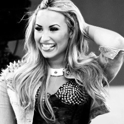 Just this. I. love. Demi.