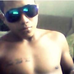 Eu sempre fui um sonhador. E é isso que me mantém vivo ;x