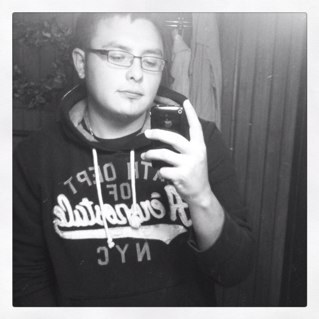 SWEET_J0NESjr's profile picture. IM FROM TEXAS B#*€H | #TeamLoveWHITEGURLS | Budlight | NIKES | #TeamBACCROADS | EastTEXAS | White/Spanish | #Class012 | Yung&Wild | #Team100x100