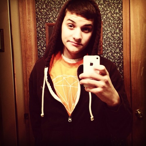 from Kansas City, You dont have to like me but i ask that you respect me. Follow me i follow back!