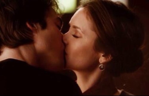 The Vampire Diaries fan, Delena shipper, I follow back, Ian Somerhalder is sexy :)