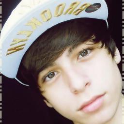 Mô\Vida\ Princesa @_ahclaro ♥  Leonino,15 anos,chato,BoySelenator,BoyLovatic Looh ♥ Badaró ♥ Bels ♥ Karol ♥ Bananinha ♥ quer saber mais? segue ai :3