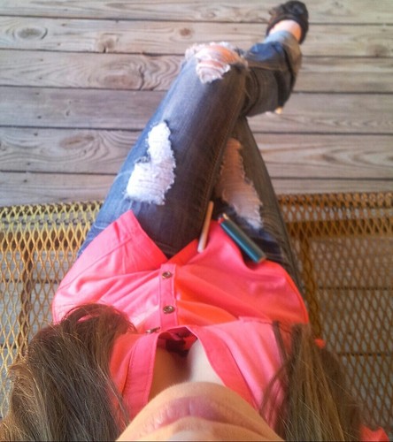 just a stoned brunette tweeting about what ever the fuck I want! you'll love me everyone does ;)