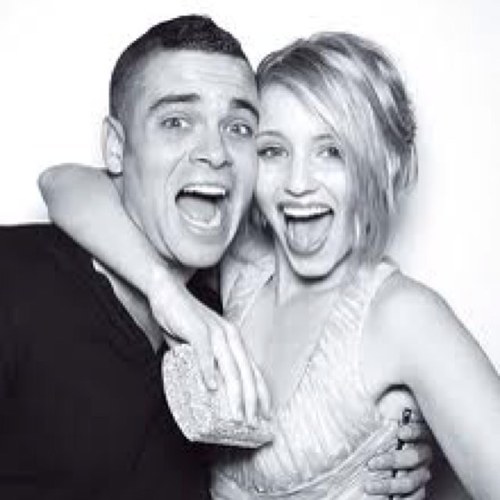 Wassup I'm Puck. Older bro to Jake. Finn's best friend. Thats all I have to say. (Other account is @MarkieSallingCR)