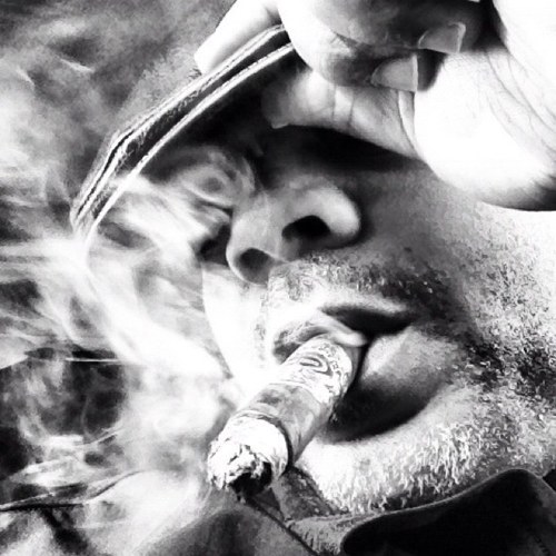 Cyberspace environment for those with a passion for the pleasures of cigar smoking & an affinity for the finest cigars of the world. IG/Periscope: @smokeasyblog