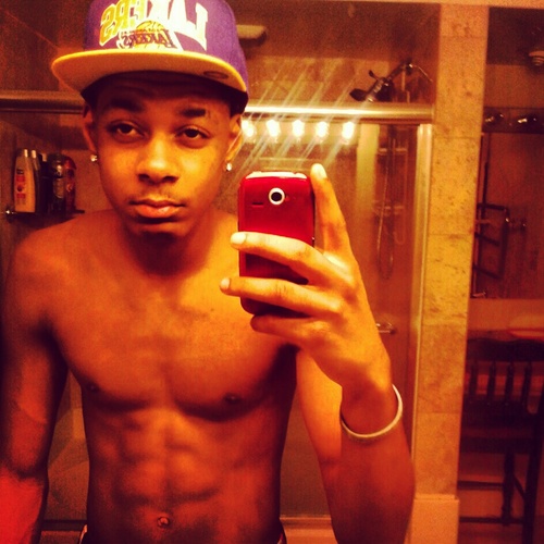 J_THOMPSON88's profile picture. follow my other page trapwiz___96 SC.Nike_Boy88 instagram.Trapwiz___96