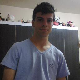 Sou um sujeito exótico e muito simpático :D