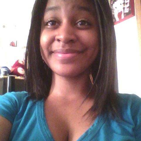 Bi Gemini ♊ 5'1 puerto Rican Dominican & African Sc: lilreddaape FALAYOOOO
kick works wassup wit da accounts