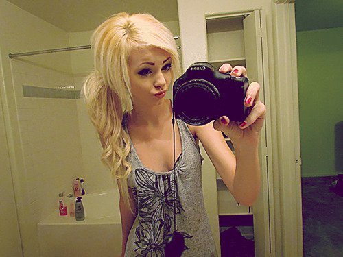 Follow me, I follow back! :3 (accept filthy fucking hipsters)