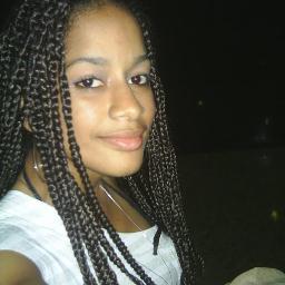LaisRasta's profile picture. Não sou o q vc vê, muito menos oq pode achar, mas se preferir me conhecer: Eu sou o que você sente quando está comigo!