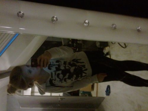 moniquevanbaaren , 14 , scherpenzeel . Ik hou vam je x kaitlyn