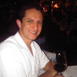 Director de Operaciones Division Alimentos Premier: Little Caesars Pizza CDMX en México y CHILE en Sudamérica. MBA IPADE y Marketing ITESM. Pizza Pizza! 🍕