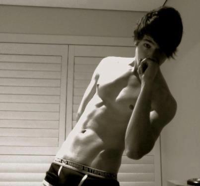 crismateo1's profile picture. DirectionerBoy & Rugbier :) Los grandes empiezan de abajo.