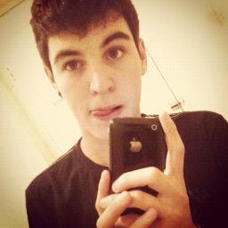 15 anos, Aries, Ciumento, Chato,Vodka , #Solteiro ;3, . Quer saber mais ? Me Segue .