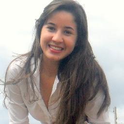 - Sou como um livro. Há quem me interprete pela capa. Quem não me entende. Quem leu e não gostou. Quem leu e se apaixonou. (;