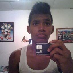 Sigueme Y Te Sigo. Si Te Sigo Y Si No Me Sigues, Te Dejare De Perseguir         

http://t.co/GTdFSc3O ((Oficiial Facebook))