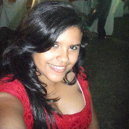 Cristã, apaixonada, Escorpiana, doida (As vezes) super feliz *-* Prazer quem quizer conhecer mais segue aii*-*