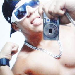 Flamenguista Doente, Analista Ambiental,Cursou Pouco direito,1ª Secretário do PTC-StaRita, #Jiujtsu,adora Brincadeiras :D,Louco por Aventura!,Adora #Malhar