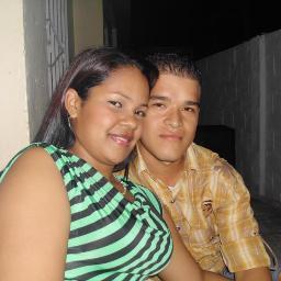 reinaldoalejan4's profile picture. esa es mi mujer