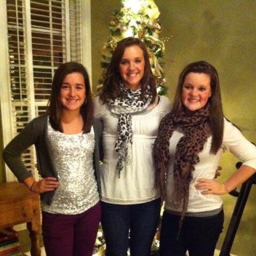 lindsey97676's profile picture. i loveeee softball and myyy family and friends!:)  follow me and ill follow you , maybe