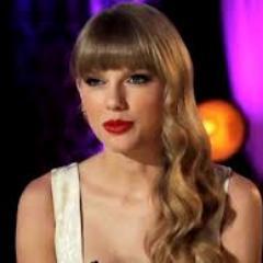 I'm a HUGE Swiftie!!!!Love to writ songs!Follow me