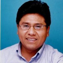 Periodista y Abogado.