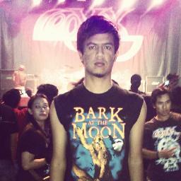 You Know Who U Are
#MusicLover
#Bundle
#Cfc
          #Instagram : al_ghazali