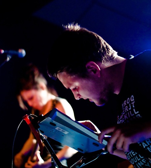 DgtlChs's profile picture. follow my band @gordongunpowder