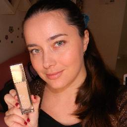 #beautyblogger #макияж #косметика #италия 
Всё, что я люблю! Живу в Италии. Учу иностранные языки
http://t.co/Q7J6zx6Y