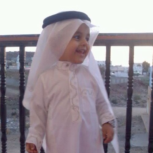 الإرادة هي ما يدفعك للخطوة الأولى على طريق الكفاح، أما العزيمة فهي ما يبقيك على هذا الطريق حتى النهاية .