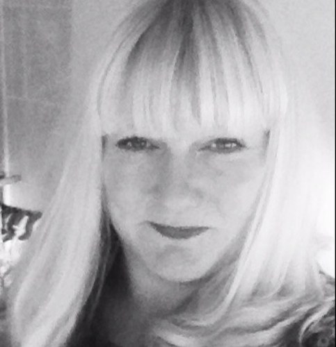 clairesavonclub's profile picture. Independent Avon Sales Leader in the West Malling area.