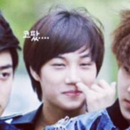 ทวิตนี้มีไว้หลบลิมิต.เทรน.ถ้าให้ดีกว่านี้เจอกันแอคหลักนะครับ #จบ. @Exo_Parkchan แอคหลัก.