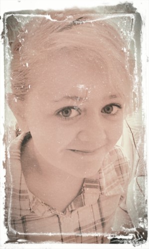 Follow me and I will follow you back x